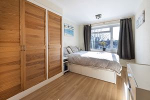 Bedroom- click for photo gallery